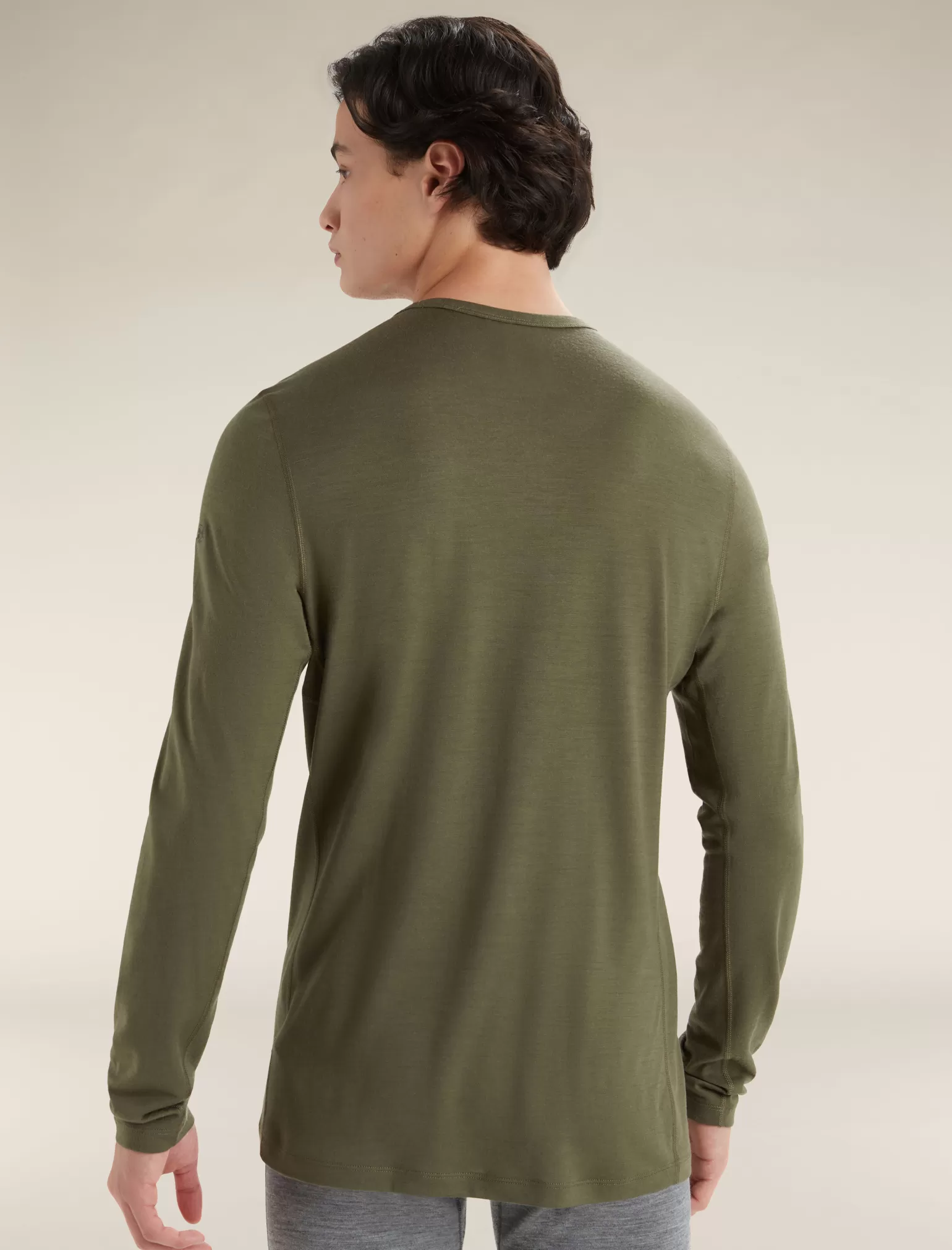 Icebreaker Men's Merino 200 Oasis Long Sleeve Crew Neck Thermal Top