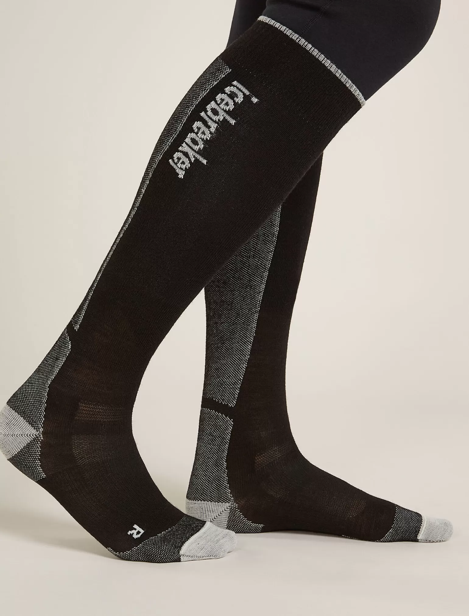 Icebreaker Men's Merino Ski+ Ultralight Over The Calf Socks