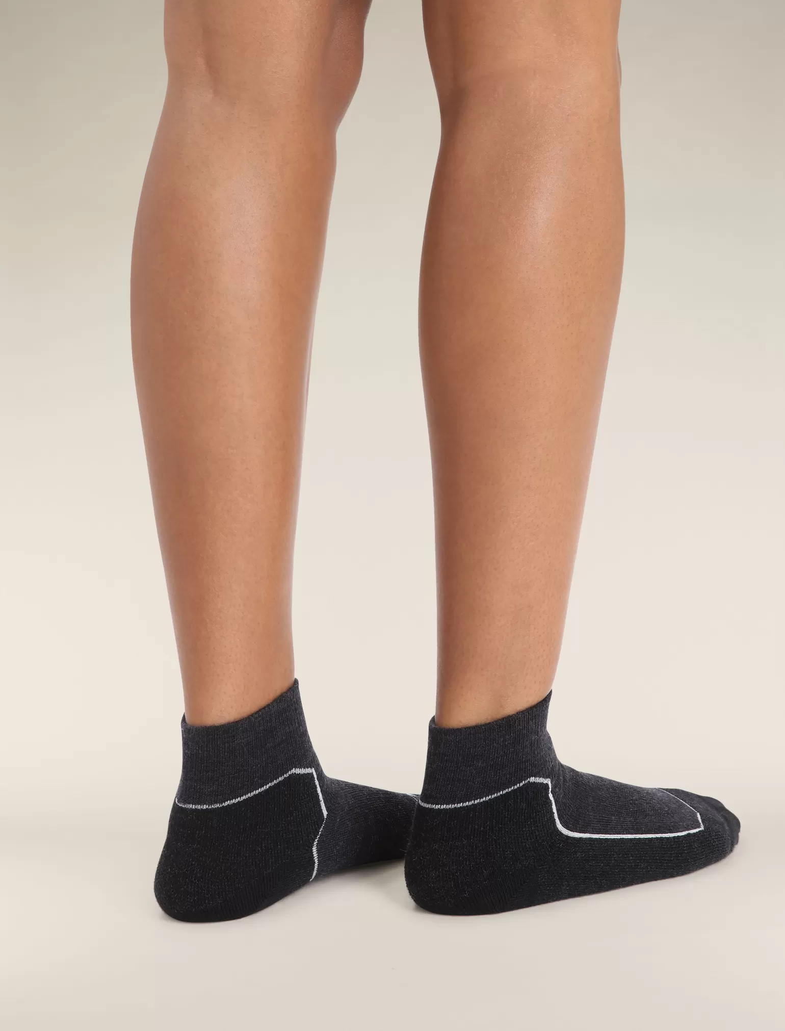 Women Icebreaker Women's Merino Hike+ Light Mini Socks